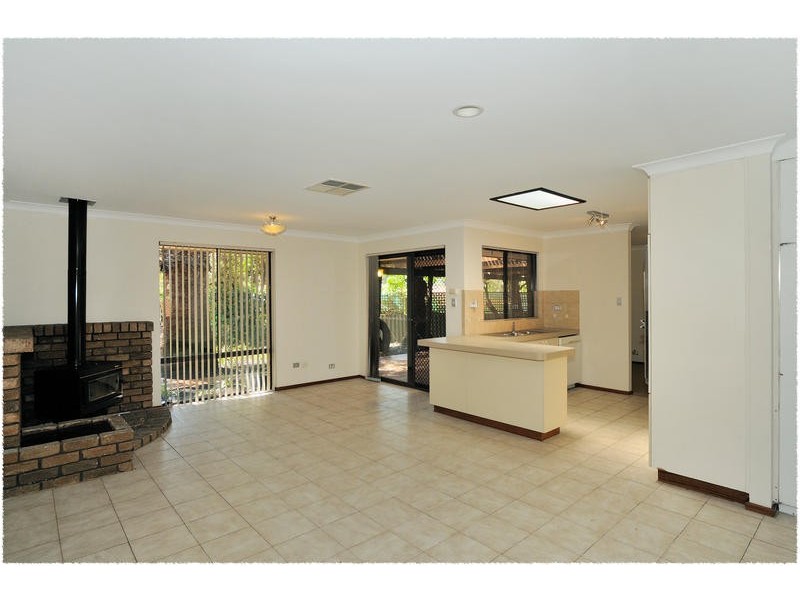 3 Clamp Court, Bibra Lake WA 6163