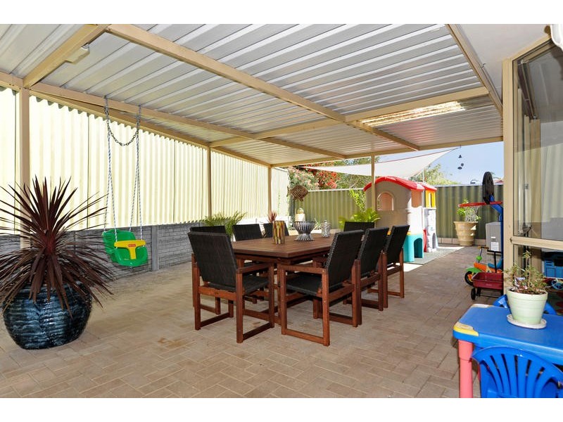 16 Wineberry Loop, South Lake WA 6164