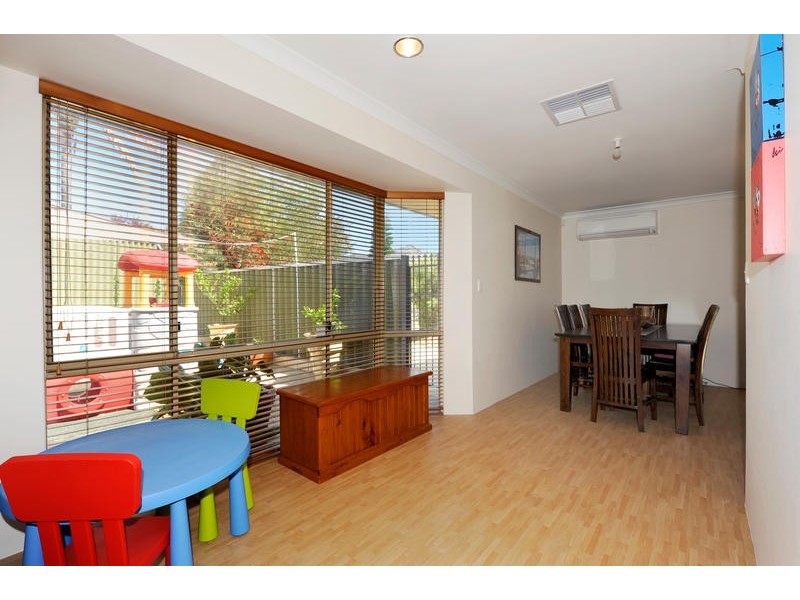 16 Wineberry Loop, South Lake WA 6164