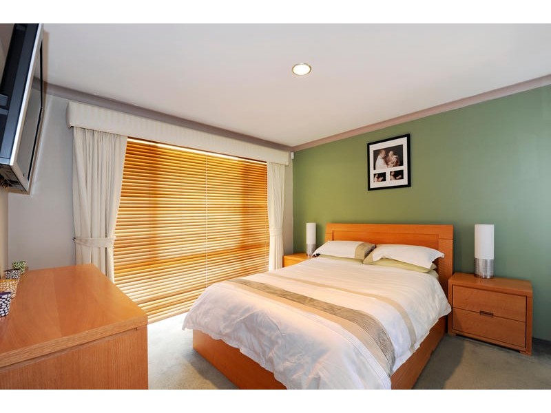 16 Wineberry Loop, South Lake WA 6164