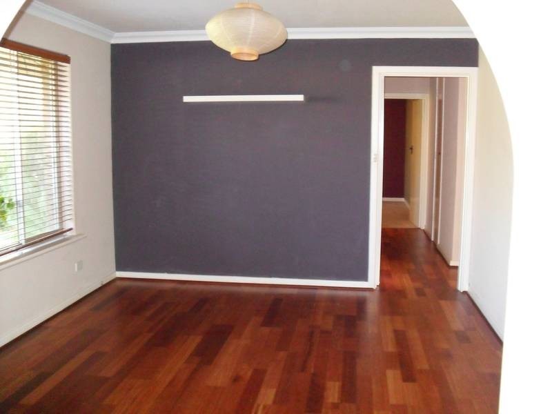 91 Redmond Road, Hamilton Hill WA 6163