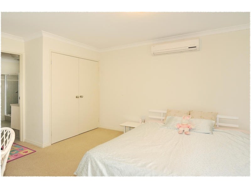 4/15 Giudice Way, Yangebup WA 6164