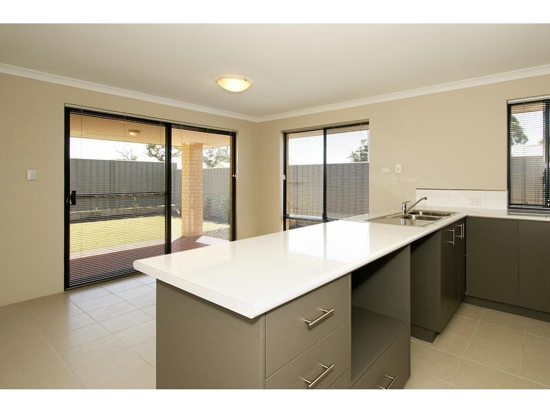 2 Wanarie View, Beeliar WA 6164