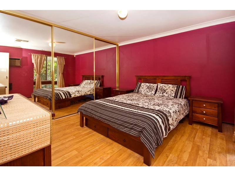 12 Winnunga Place, Armadale WA 6112