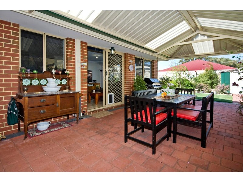 8 Colgrave Mews, South Lake WA 6164