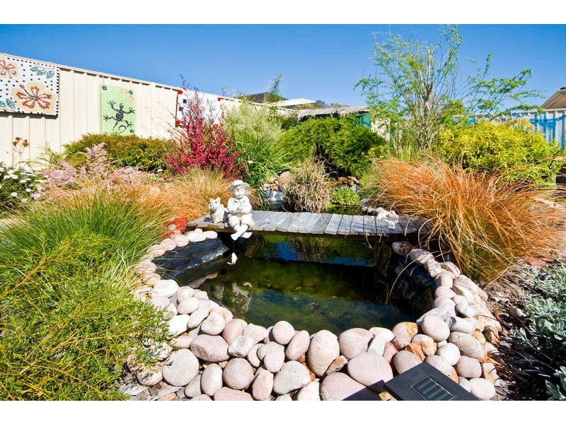 8 Colgrave Mews, South Lake WA 6164