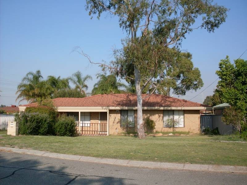 12 Prentice Place, South Lake WA 6164