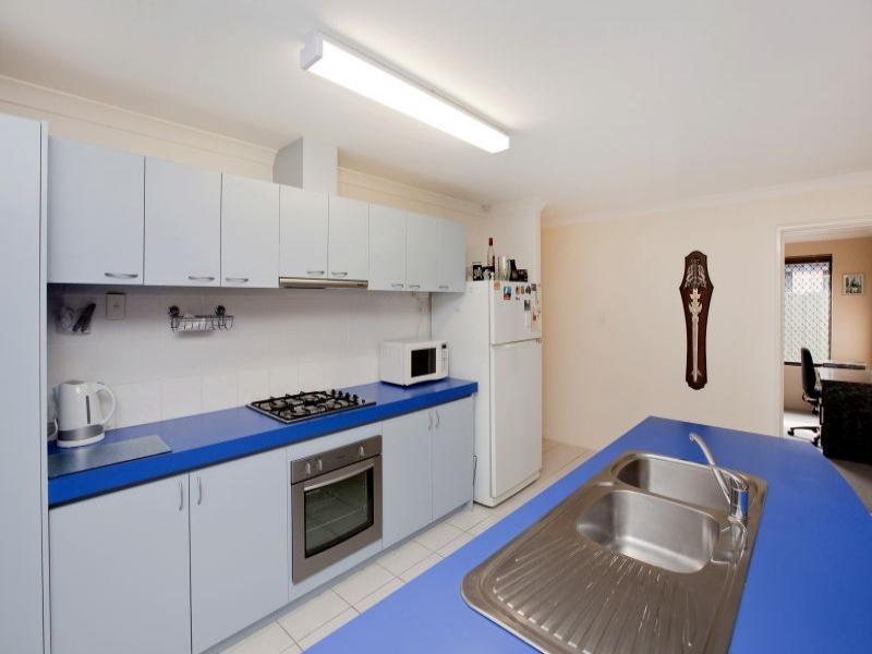 232 Bartram Road, Atwell WA 6164