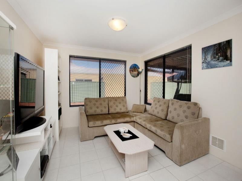 232 Bartram Road, Atwell WA 6164