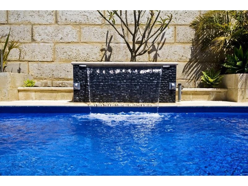 9 Plumwood Avenue, Hammond Park WA 6164