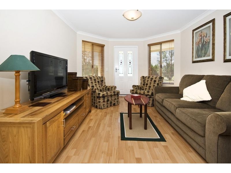 132 Bullock Drive, Oakford WA 6121