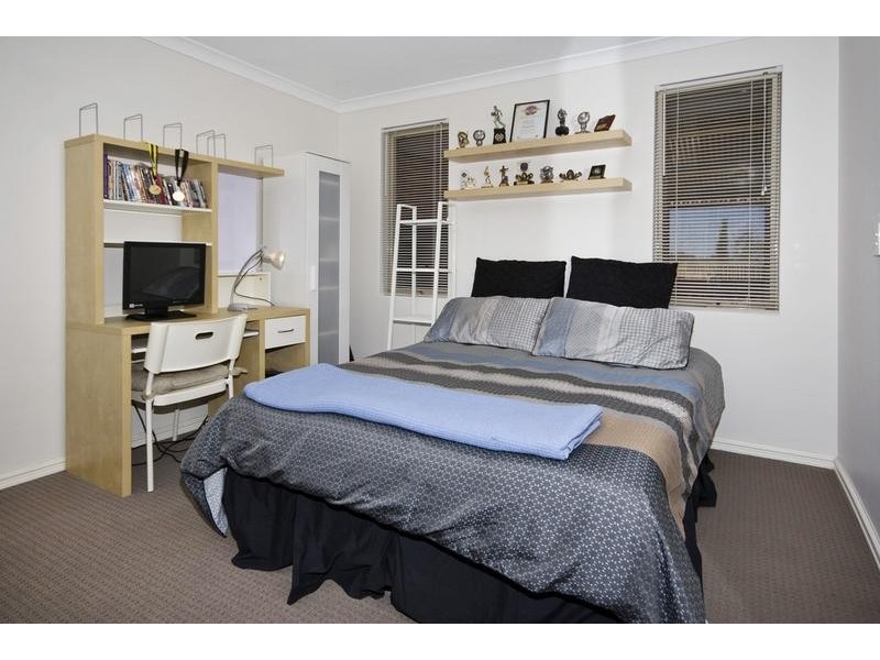 132 Bullock Drive, Oakford WA 6121