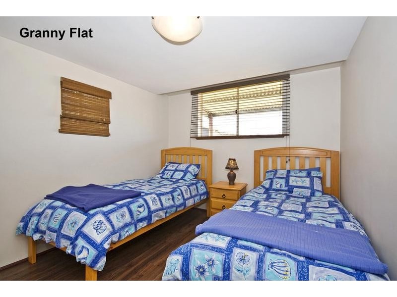 132 Bullock Drive, Oakford WA 6121