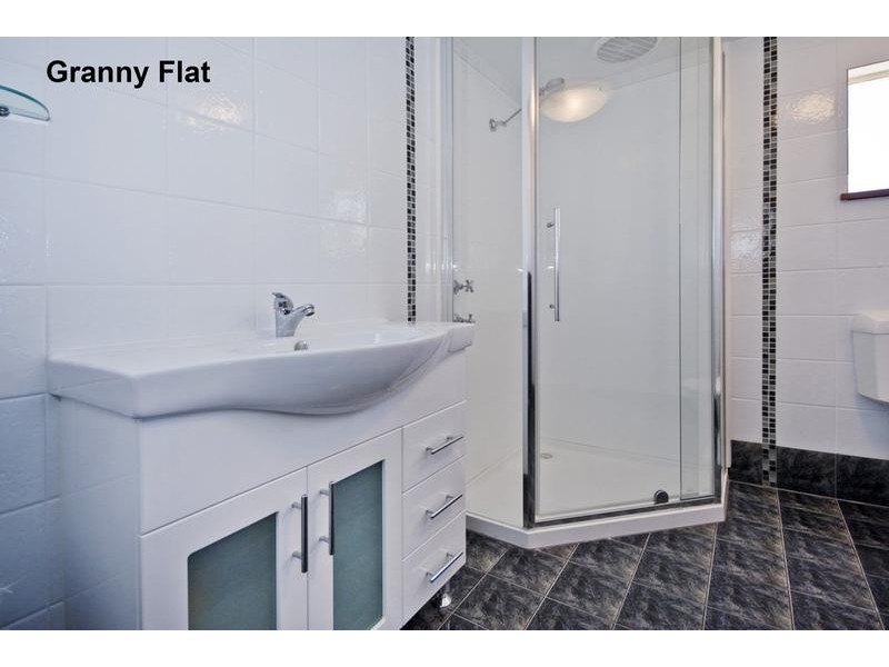 132 Bullock Drive, Oakford WA 6121