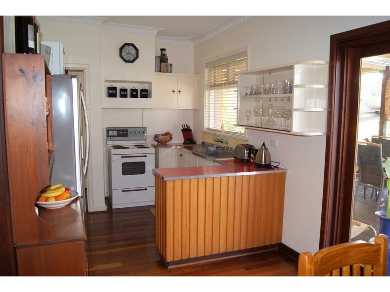 11 Lucius Road, Hamilton Hill WA 6163