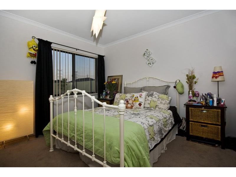 7 Sunflower Road, Success WA 6164