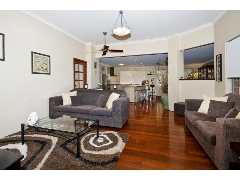 17 Drosera Loop, Beeliar WA 6164