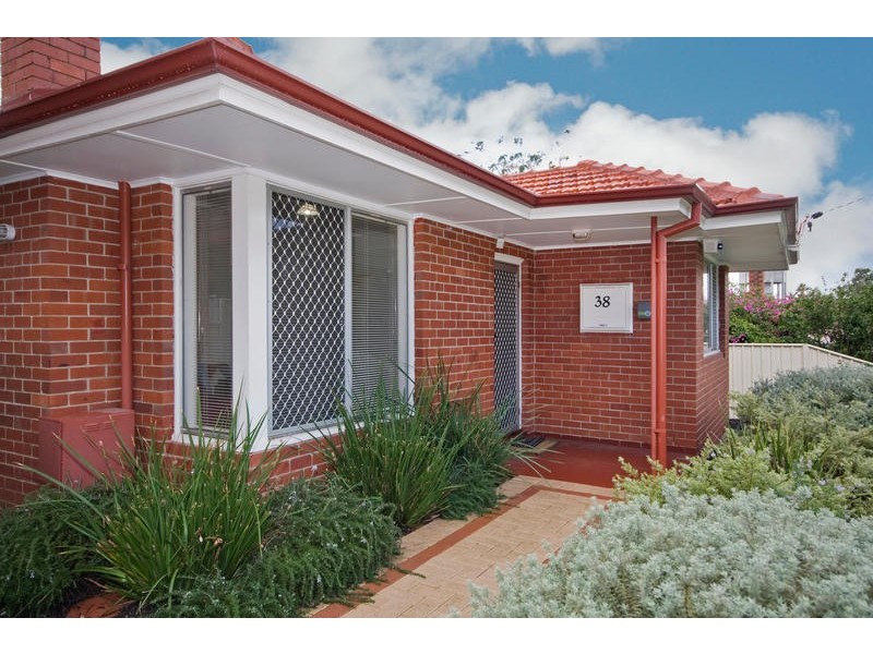38 Lockett Street, Coolbellup WA 6163