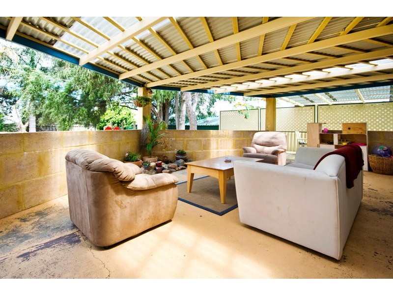 4 Karri Court, Yangebup WA 6164