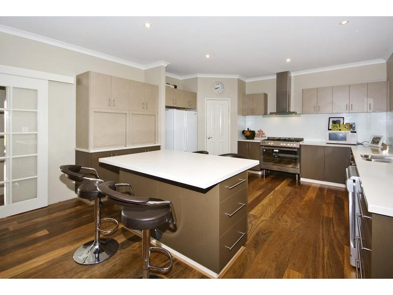 67 Honeymyrtle Loop, Forrestdale WA 6112