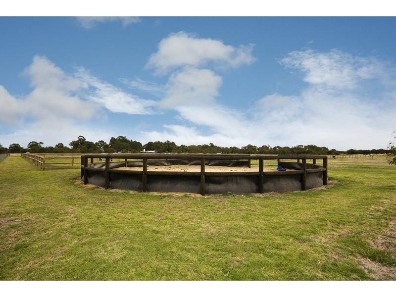 67 Honeymyrtle Loop, Forrestdale WA 6112