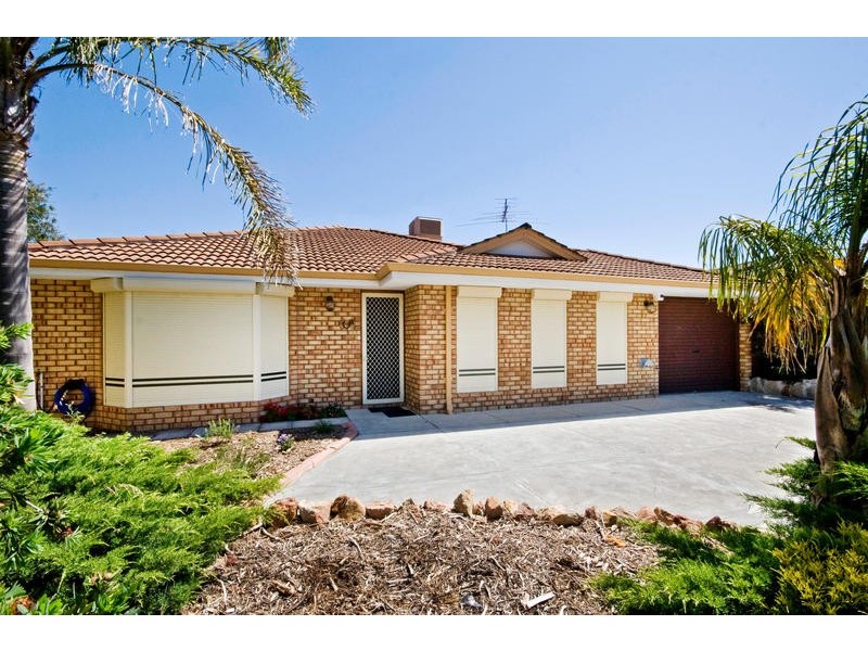 6 Callicoma Court, South Lake WA 6164