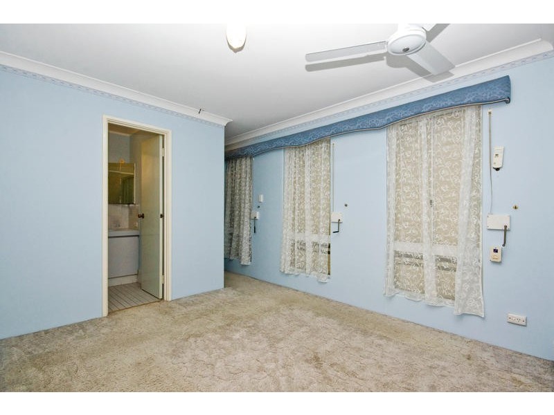 6 Callicoma Court, South Lake WA 6164