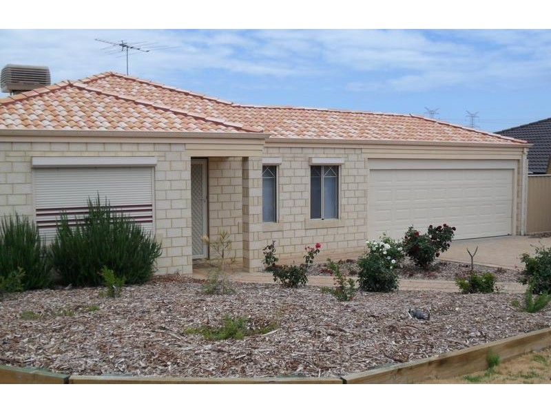 57 Briggs Street, South Lake WA 6164