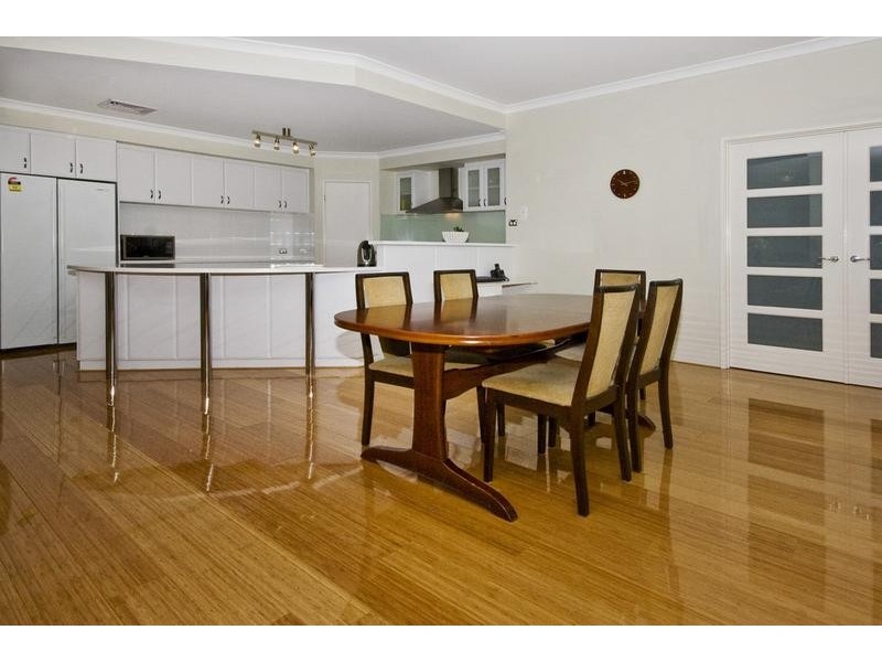 5 Wisely Court, Aubin Grove WA 6164
