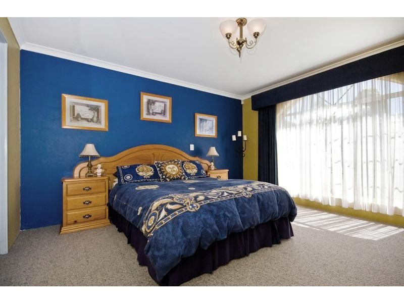 4 Centaury Close, Beeliar WA 6164