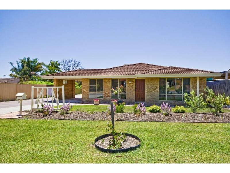 20 Whitlock Crescent, South Lake WA 6164