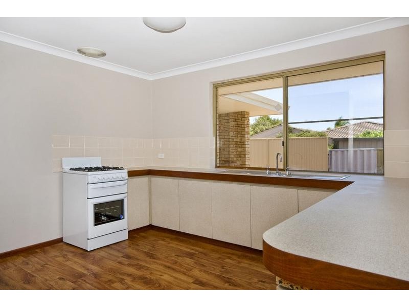20 Whitlock Crescent, South Lake WA 6164