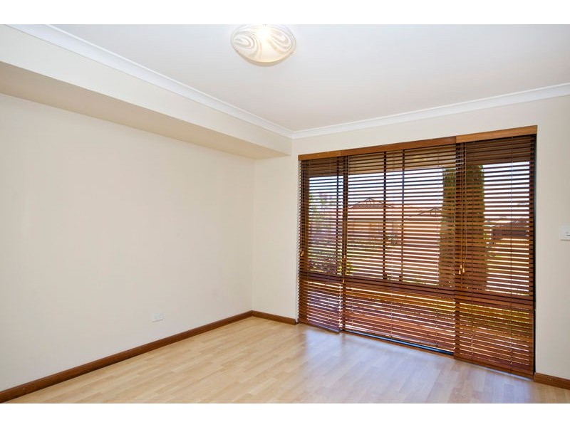 16 Wauhop Circle, Beeliar WA 6164