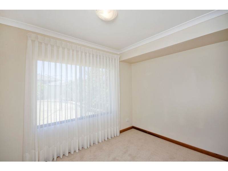 16 Wauhop Circle, Beeliar WA 6164