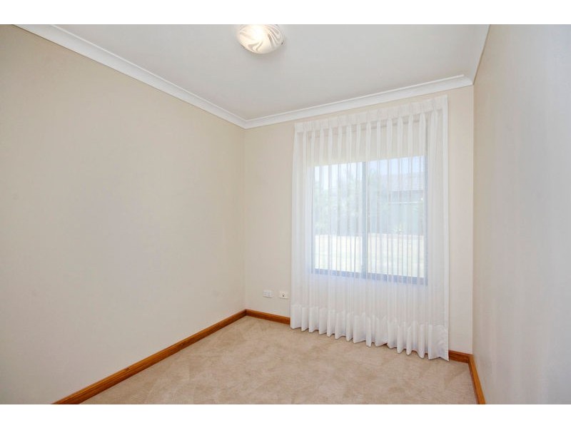 16 Wauhop Circle, Beeliar WA 6164