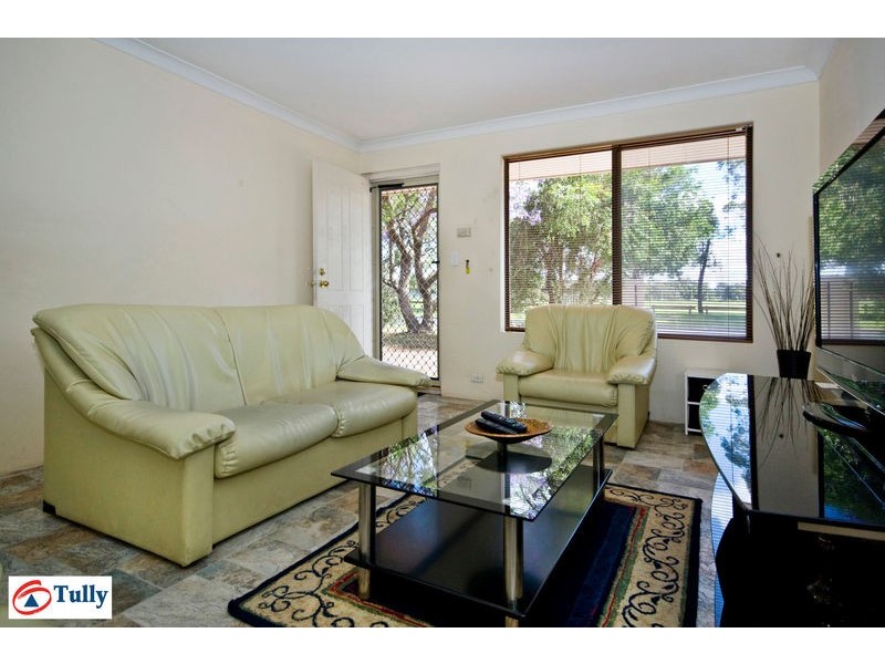 79 South Lake Drive, South Lake WA 6164