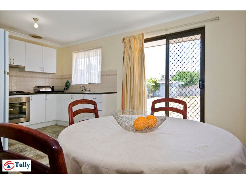 79 South Lake Drive, South Lake WA 6164