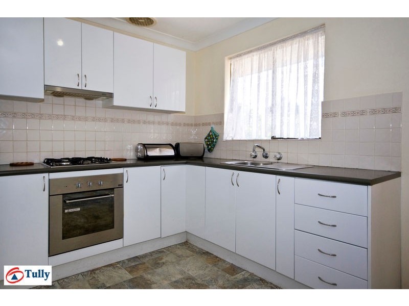 79 South Lake Drive, South Lake WA 6164