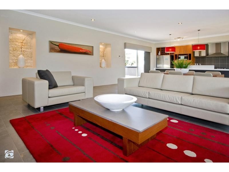 4 Northerly Drive, Harrisdale WA 6112