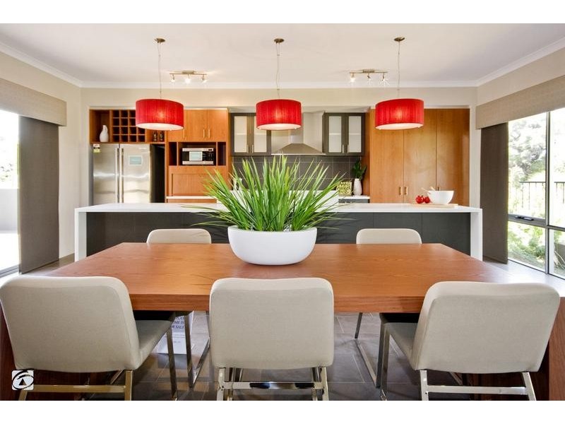 4 Northerly Drive, Harrisdale WA 6112