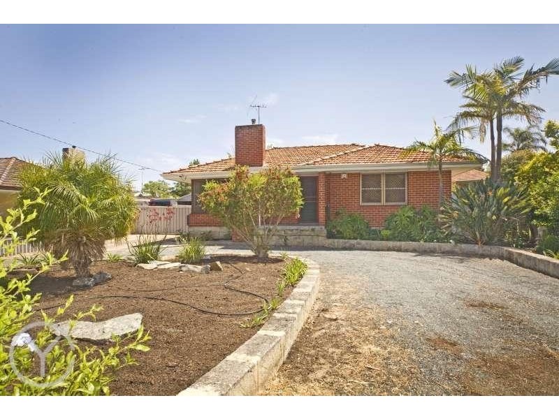 32 Archidamus Road, Coolbellup WA 6163