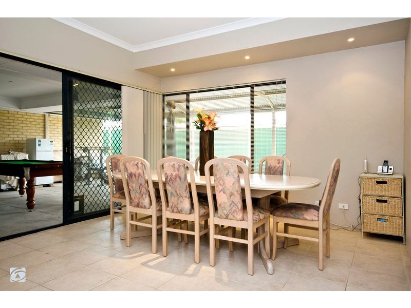 119 South Lake Drive, South Lake WA 6164