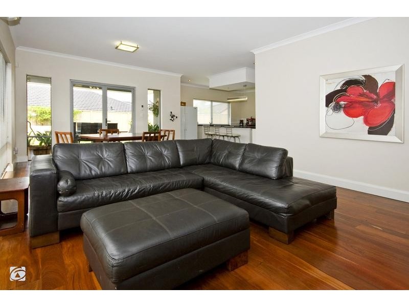 10 Platypus Parkway, Beeliar WA 6164