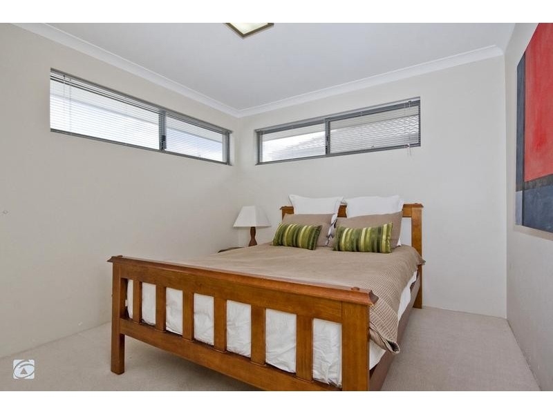 10 Platypus Parkway, Beeliar WA 6164