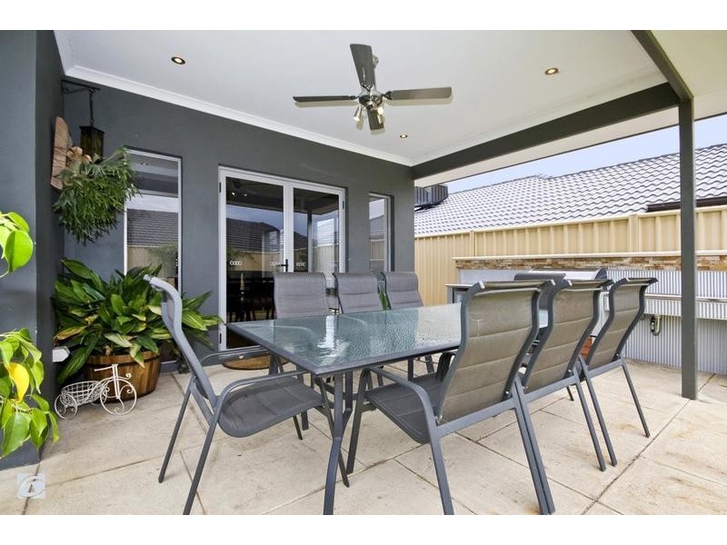 10 Platypus Parkway, Beeliar WA 6164