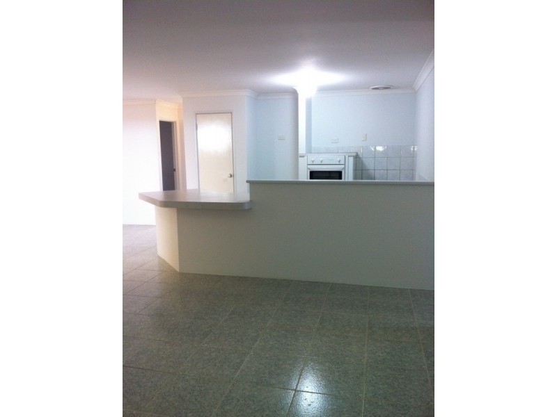 1/42 Turnbury Park Drive, Jandakot WA 6164