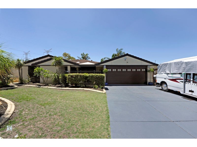 4 Silkpod Gardens, South Lake WA 6164