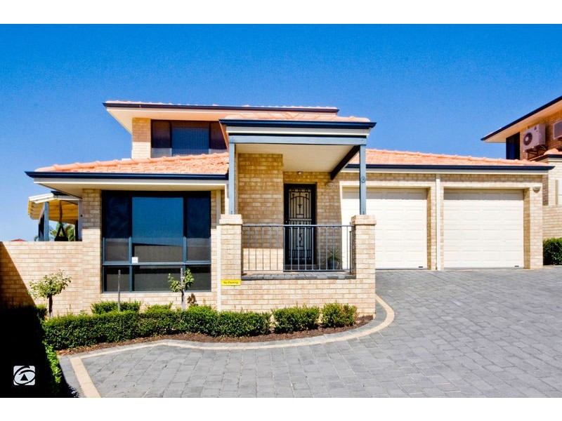 9C Henrietta Court, Coogee WA 6166