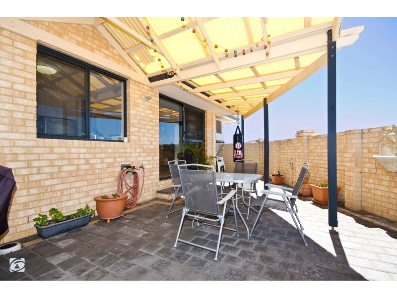 9C Henrietta Court, Coogee WA 6166