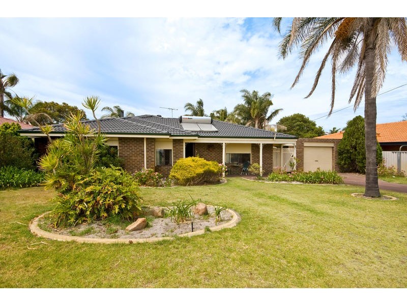 8 Dulverson Place, South Lake WA 6164